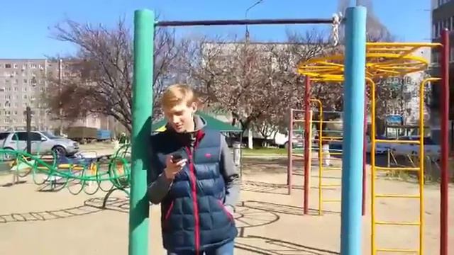 Когда пытаешься выпендриться перед девушкой