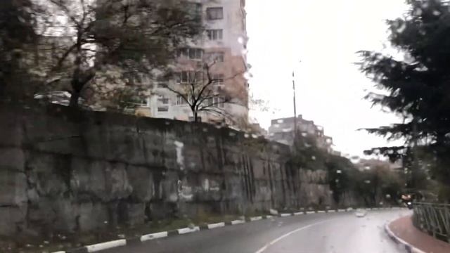 Ялта. По ЮБШ (обводной) в 10 микрорайон. Улица Крупская, до магазина «Соседи». 18.11.23. Крым.Crime смотреть онлайн