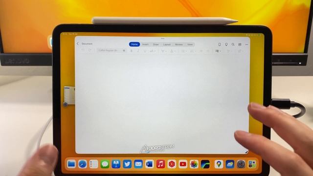 Hands-on with External monitor support on iPadOS 16 beta— First impressions of my favourite feature смотреть онлайн