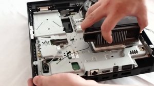 [PS3] Разборка и смена термопасты Playstation 3 Slim за 5 минут