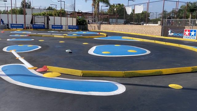 Tamiya TA08 vs. TA07 vs. TA05 @ Cal Raceway 5/22/21 смотреть онлайн