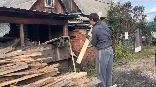 РЕКОРД ДЕРЕВНИ ПО ПИЛКЕ ДРОВ смотреть онлайн