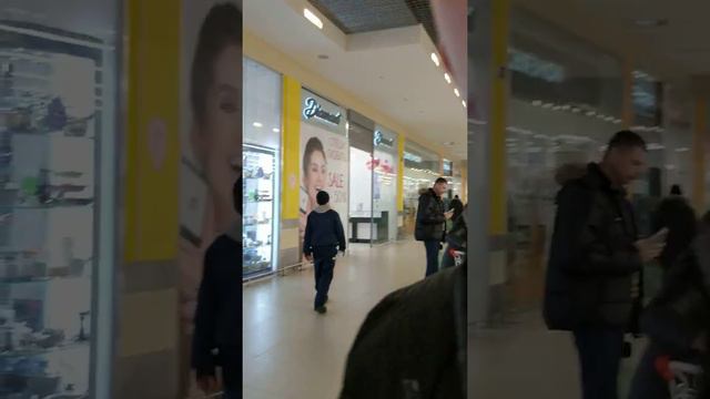 Произвол охраны в "Ашан" Лефортово, часть 2 смотреть онлайн