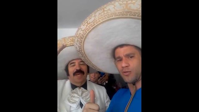 Mariachis para 15 AÑOS-Somos del Comercial de Esto es Guerra смотреть онлайн