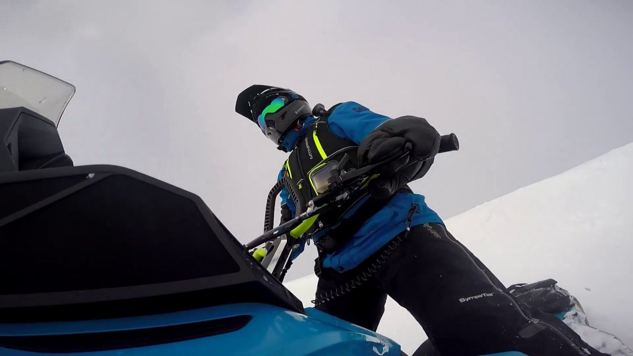 ХИБИНЫ 2018 Снегоходы в горах. ТРАВЕРС, ХАПОВЕР и другие интересные техники катания. смотреть онлайн