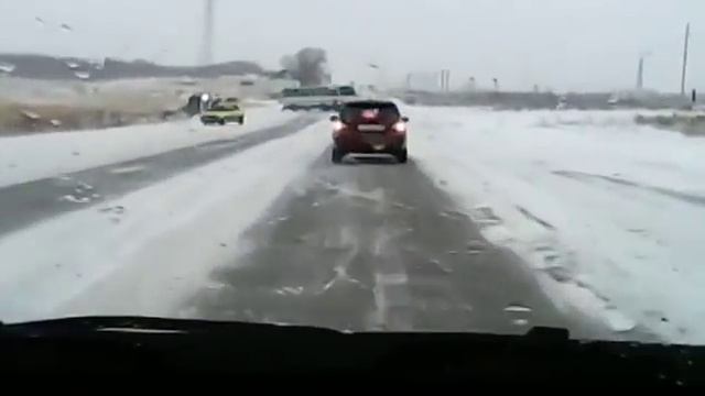 ДТП 121 Автобус Караганда - Шахтинск вылетел с трассы смотреть онлайн