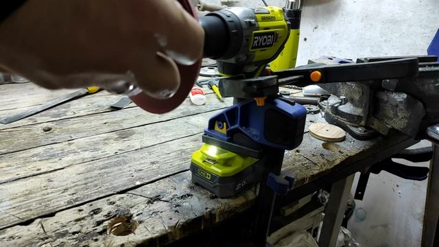 В магазине такое не купить! Отличная идея в мастерскую!