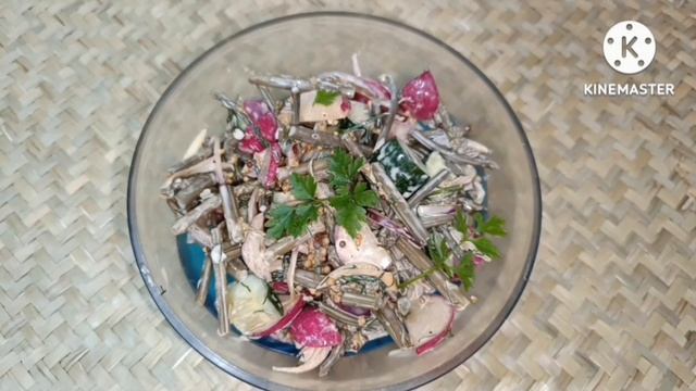 Два салата из соленого папоротника орляк. смотреть онлайн