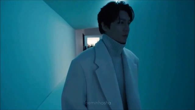 Lee Min Ho ? #BOSS  Techtopia   Cr. Leeminhosha