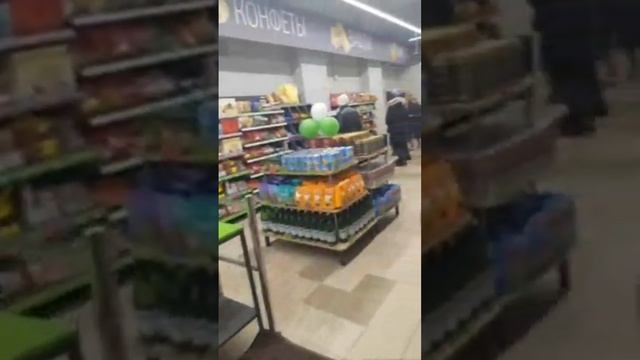 В Беларуси нет считай праздников) не привычно после РФ! Идём В Новый Магазин Евроопт На Районе цены смотреть онлайн