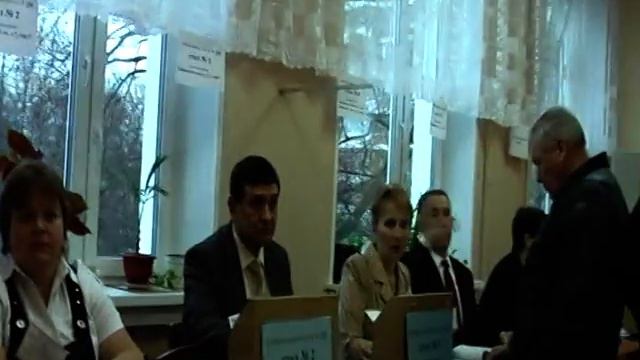 Голосование на УИК 338 по вопросу удаления наблюдателя смотреть онлайн