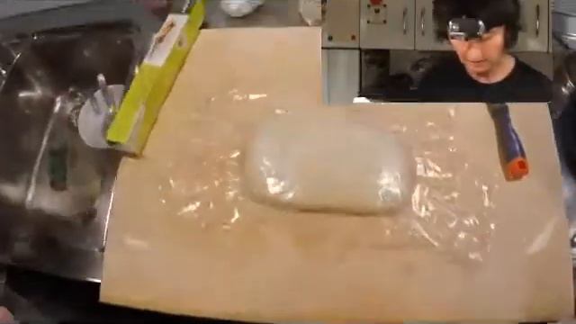 PANE PAZZESCO смотреть онлайн