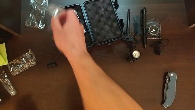 Обзор-распаковка «Набора для Выживания Black Shark» смотреть онлайн