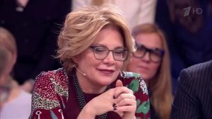 Никита Малинин-Котёнок (бэк-вокал: Юлия Михальчик и Леся Ярославская)