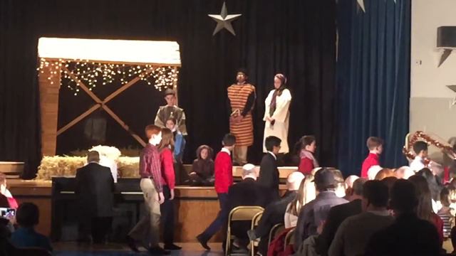 Christmas at SBS!St.Joseph School-cornet Shahwan!Beirut Evangelical School-rabieh etc.BRumana H.S.🌟 смотреть онлайн