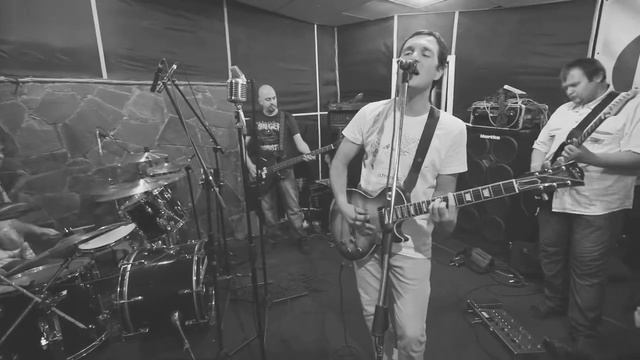 Ken Guru - New Day (live@Fat Records, 2011) смотреть онлайн