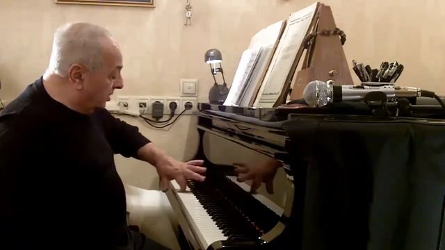 Левон Оганезов. Одной левой смотреть онлайн
