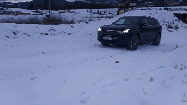 ssangyong korando vs suzuki vitara pri 10% 15% a 20% stúpaní смотреть онлайн