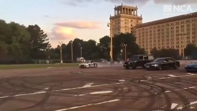 LE CYBERCRIMINEL LE PLUS RECHERCHÉ смотреть онлайн