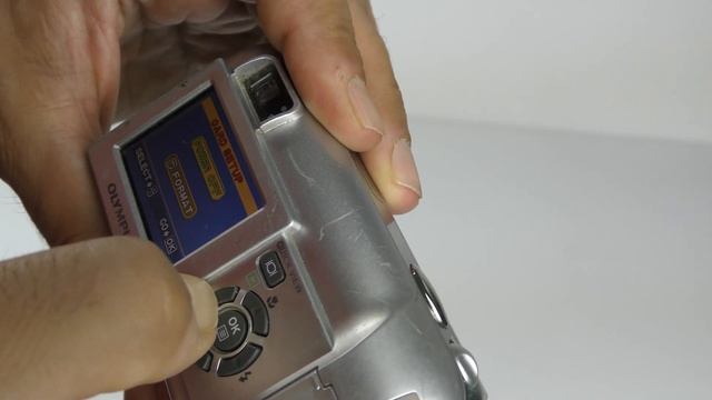 OLYMPUS CAMEDIA DIGITAL CAMERA C-350 ZOMM