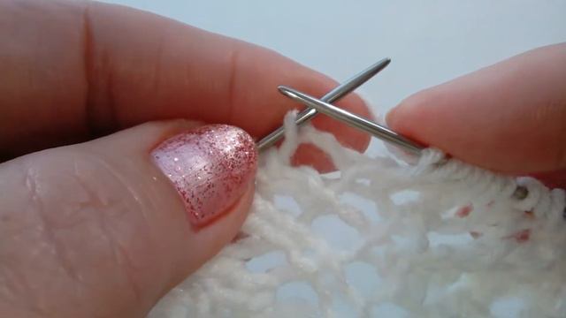 Узор АЖУРНАЯ КОСА// Спицы, смотреть онлайн