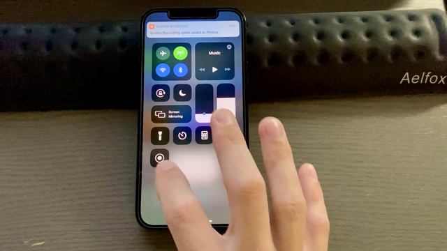 iPhone 12/12 Pro Quick Tip! Screen Recording! смотреть онлайн