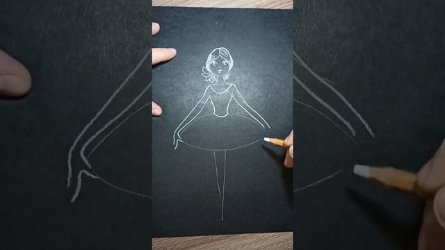 Как нарисовать балерину белым карандашом на черной бумаге. смотреть онлайн