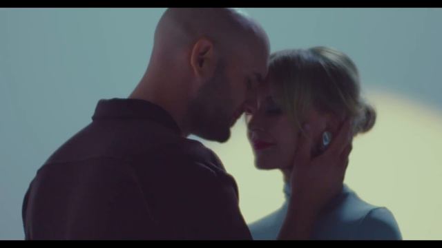 MARKO ŠKUGOR & DANIJELA MARTINOVIĆ - ONO NEŠTO (Official Video)