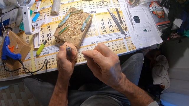 Ремонт силиконовой  приманки  для сибаса. Как склеить силикон~?