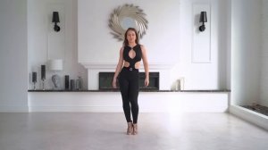 Как красиво ходить на каблуках. High Heels для начинающих | Обучение танца в домашних условиях