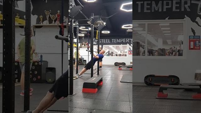 Д1 27.09. подтягивания на низкой перекладине широким хватом смотреть онлайн