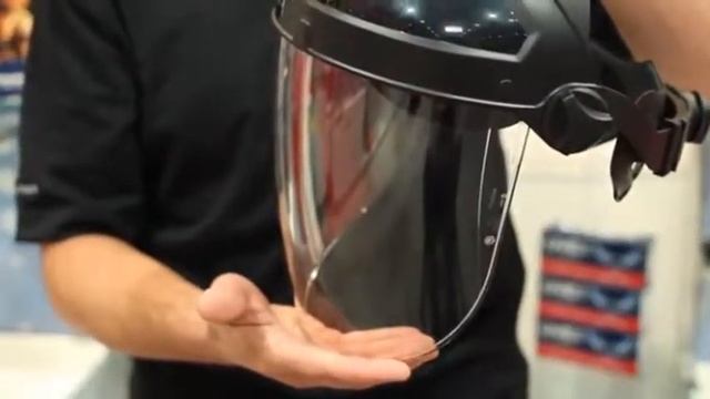Uvex Turboshield™ Demo from Safety 2013 | Honeywell Safety смотреть онлайн