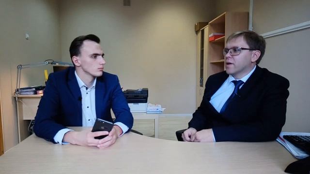 Реальные зарплаты юристов. Разница между юристами в консалтинге и инхаусе. смотреть онлайн