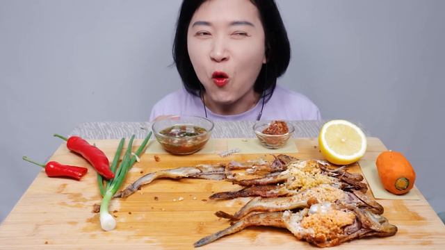 오독오독 알이 한가득 도루묵구이 먹방 ASMR 리얼사운드 먹방 смотреть онлайн