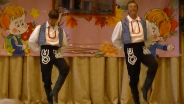 МОУ "Лицей №6" г.Воскресенск Танец Понтозоо смотреть онлайн