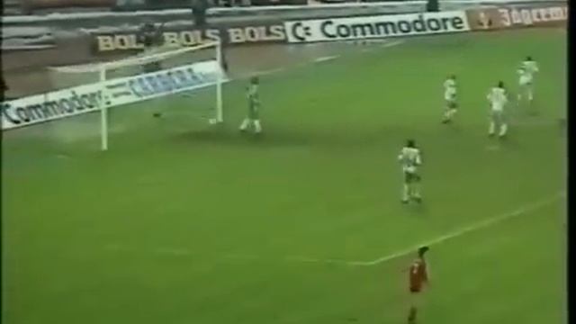 Jürgen WEGMANN but de l'année 1988 смотреть онлайн