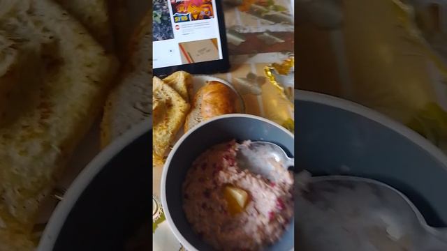 Кашу маслом не испортишь 😆Мой завтрак. смотреть онлайн