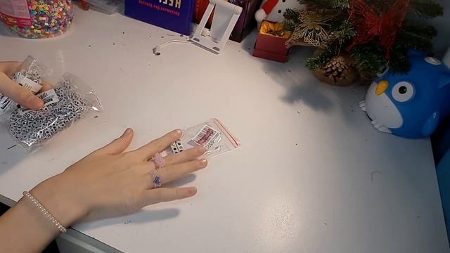 Бисероплетение?// Распаковка новогоднего подарка? // смотреть онлайн