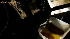 Как залить масло в ленточную пилу. Самый простой способ