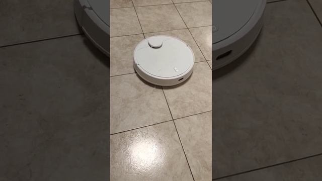 problem when washing Xiaomi robot vacuum s12. The robot seems crazy смотреть онлайн