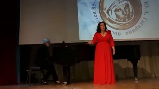 Татьяна Черкасова ( меццо-сопрано).
Н. Римский-Корсаков , сл. А. К. Толстого «Не ветер,вея с высоты смотреть онлайн