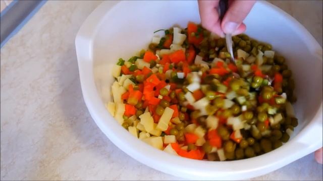 салат с ДВУМЯ заправками НИЗКОКАЛОРИЙНОЙ и домашним МАЙОНЕЗОМ смотреть онлайн