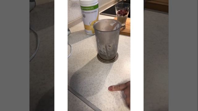 Салаты с Черной Смородиной