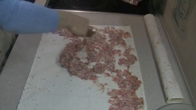 ОЧЕНЬ БЫСТРЫЙ ПИРОГ С МЯСОМ смотреть онлайн