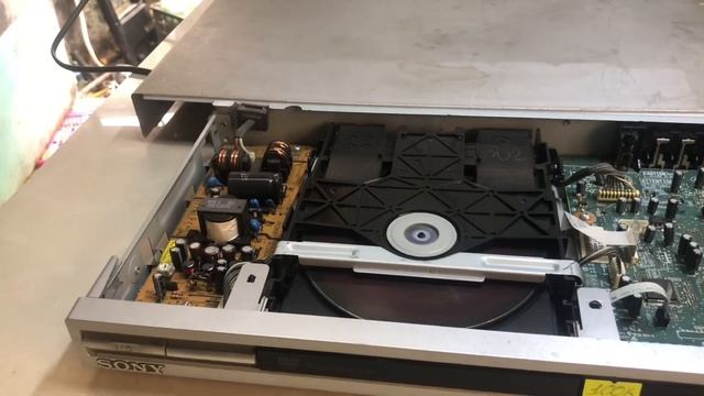 Đã Bán: Giá:100K Đầu DVD-CD-Sony Điện 220V LH.Zalo 0939-396-480 смотреть онлайн