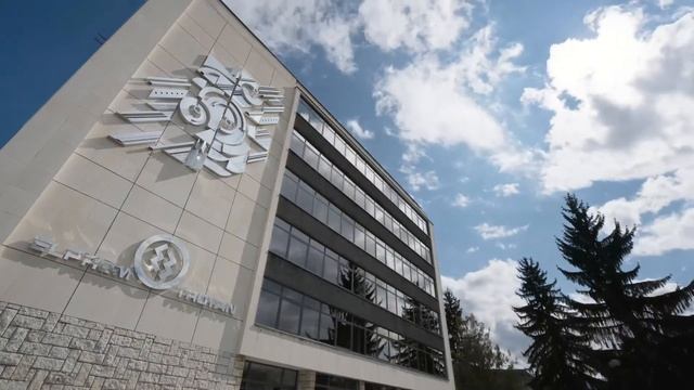 Домът на Елпром Троян смотреть онлайн