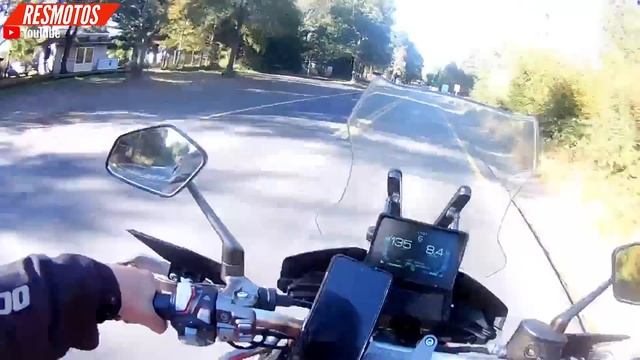 Nueva Zontes 350 T2 / Todo Lo Que Debes Saber De Esta Moto смотреть онлайн