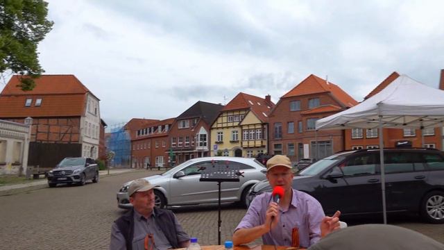 Vergleich DDR Zur BRD! Der RUNDE TISCH Staatenlos.info Live Teil1