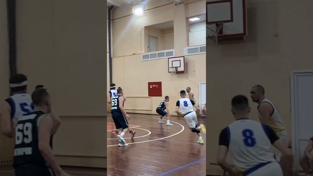 Кировский Бен Уоллес жестко останавливает соперника! #млбл #баскетбол #кировспорт #новостикирова смотреть онлайн