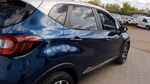 Renault Captur 1.5 dCi ENERGY Iconic EDC Euro 6 (s/s) 5dr смотреть онлайн